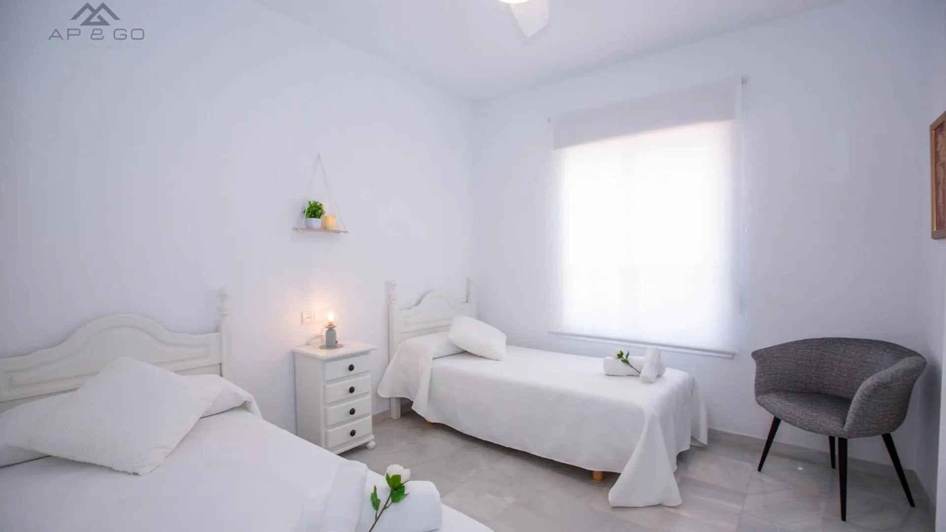 شقة Smart Terrace Beachfront Seaviews لا هيرادورا إسبانيا